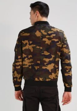 URBAN CLASSICS Bomberjacks - Wood -Modex Winkel 09eaa3e5713f450e836a1e66c2422b8b