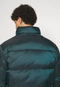 Calvin Klein Jeans Puffer Jacket - Winterjas - Atlantic Deep -Modex Winkel 11c386686a1b459c9b06bb2789bce284