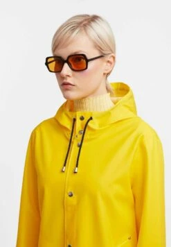 Stutterheim Stockholm Lightweight - Regenjas - Yellow -Modex Winkel 137a1b77767c43318683e90233487611