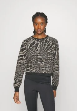 Only Play Onpabbey Crop On - Sweater - Black