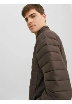 JACK&JONES Premium Jjerecycle Puffer Collar- Jas - Seal Brown -Modex Winkel 174202107914424981be7cc3a209b881