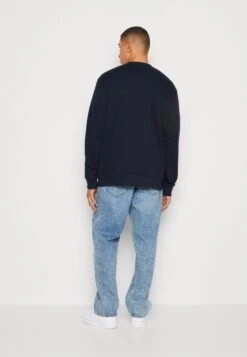 SAMSØE SAMSØE Joel Crew Neck- Sweater - Salute 8 SAMSØE SAMSØE Joel Crew Neck- Sweater - Salute -Modex Winkel 19130fd4d60c42ea9a99b3883654f324