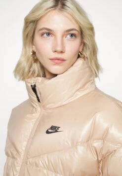 Nike Sportswear W Tf City Jkt - Gewatteerde Jas - Hemp/Black -Modex Winkel 19bc1d3bf39f4117aebd14c7785a46f1