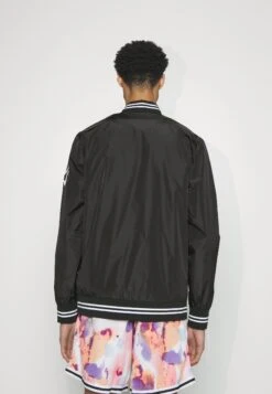 47 New York Yankees Wordmark Drift- Bomberjacks - Black -Modex Winkel 203d3d7a6bc346c8a4b769258e8aa82a