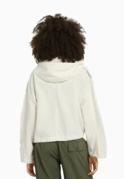 BERSHKA With Pockets - Hooded - Lichte Jas - White -Modex Winkel 2589df39193e4e69af67c1b50cd10ab9
