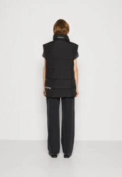 Calvin Klein Jeans Blown Up Long Vest - Bodywarmer - Black 8 Calvin Klein Jeans Blown Up Long Vest - Bodywarmer - Black -Modex Winkel 26deb40fde2246a8b41ab628cc1503c4