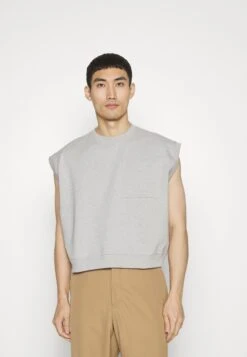 ETUDES Token - Vest - Grey