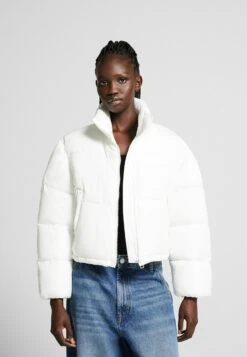 BERSHKA Puffer - Winterjas - White