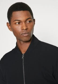 J.Lindeberg Thom - Bomberjacks - Black -Modex Winkel 2d4fe7f5cfa64d22b7fab2e030b30b45