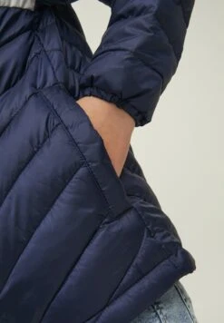 Jack & Jones Junior Jjehero Puffer Hood - Winterjas - Red/White 10 Jack & Jones Junior Jjehero Puffer Hood - Winterjas - Red/White -Modex Winkel 2f746f23fdd64138a6f1e96855fd357d