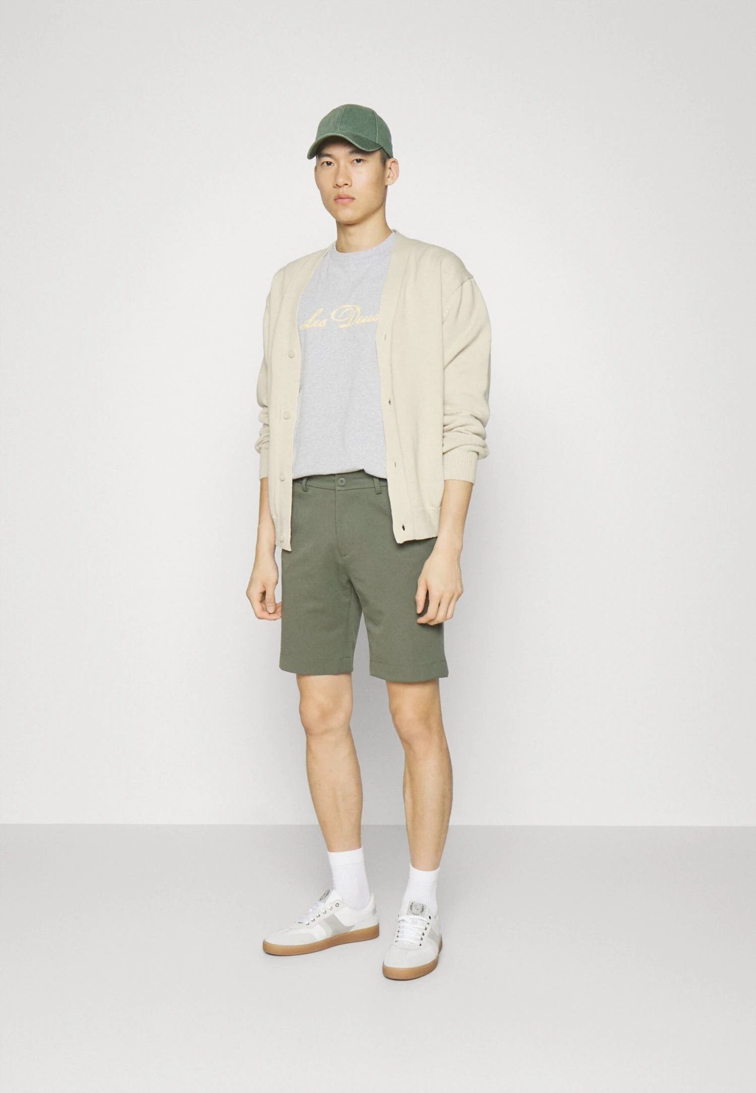 Les Deux Forrest Varsity Cardigan - Vest - Ivory 2 Les Deux Forrest Varsity Cardigan - Vest - Ivory - Afbeelding 2