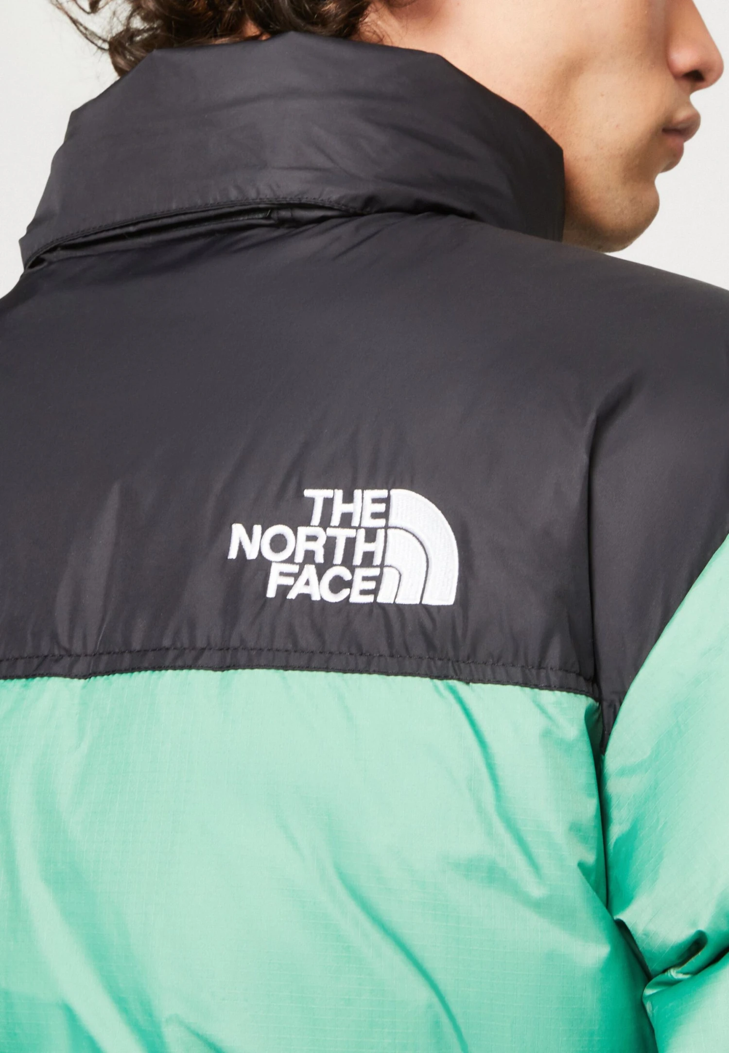 The North Face 1996 Retro - Winterjas - Deep Grass Green 4 The North Face 1996 Retro - Winterjas - Deep Grass Green - Afbeelding 4