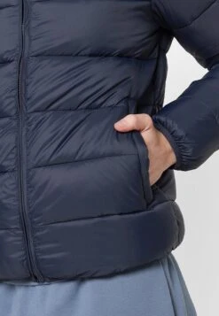 Champion Jas - Nny Noxm Allover -Modex Winkel 3d65bdc8f43f490d9f3cfc4665161455