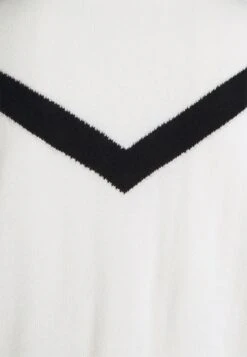 V Line High Neck - Trui - White -Modex Winkel 3d9df246385b421bb1729ec8824270e8