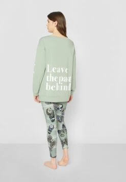 Betty Barclay Sweater - Green White -Modex Winkel 4ca1e2ee354d424191e4d61175db3313