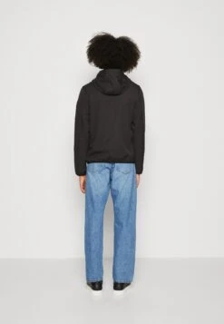 Pier One Regenjas - Black -Modex Winkel 4e357a4c9dc64463935acb495187a2e8