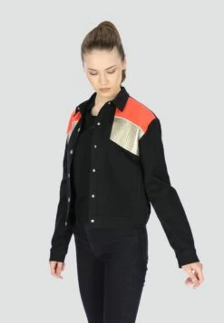 Lichte Jas - Nero 12 Lichte Jas - Nero -Modex Winkel 5061f7f55a7542fc99c3f2486be79c6e