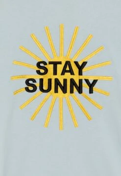 Molo Magni Unisex - Sweater - Iced Blue -Modex Winkel 55816639e51a46c597592a8b22adfa53