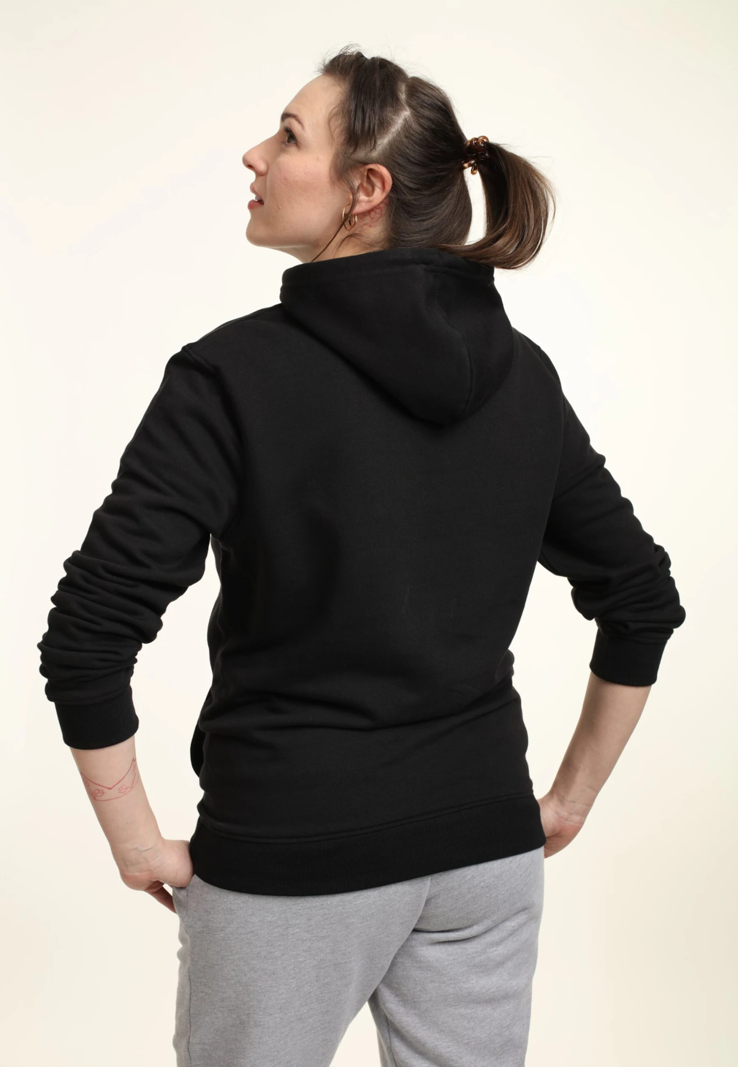 Henry Tiger Avatar 1 Planets - Hoodie - Black 2 Henry Tiger Avatar 1 Planets - Hoodie - Black - Afbeelding 2