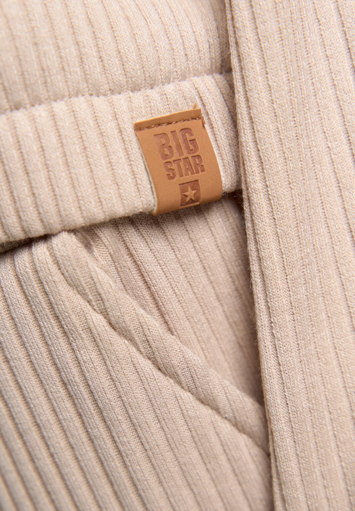 BIG STAR Morticia - Trui - Beige 4 BIG STAR Morticia - Trui - Beige - Afbeelding 4