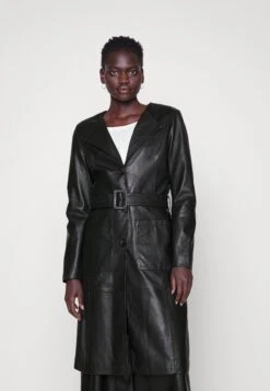 Kris- Leren Jas - Black