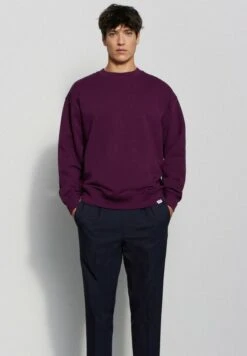 R-Neck - Sweater - Dunkellila