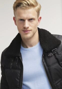 Pier One Basic Crewneck - Trui - Light Blue 9 Pier One Basic Crewneck - Trui - Light Blue -Modex Winkel 6157a96c43c94cfb9df8a0cd76dbb9f8