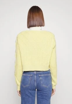Gestuz Sweater Met Rits - Light Yellow -Modex Winkel 66afc81fa4614a1a999f8e81192f66d4