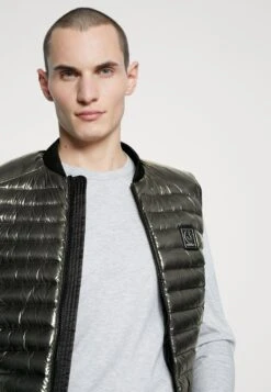 BELSTAFF Airframe Gilet - Bodywarmer - Black -Modex Winkel 6744e50226374ded8302682c3d54e577