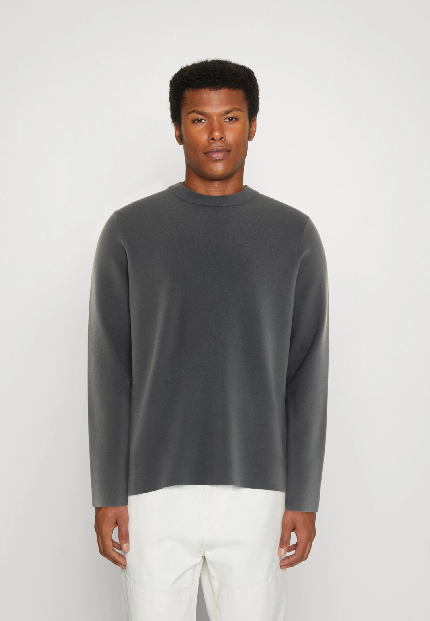 SAMSØE SAMSØE Gunan Crew Neck - Trui - Stormy Weather 1 SAMSØE SAMSØE Gunan Crew Neck - Trui - Stormy Weather