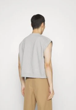 ETUDES Token - Vest - Grey -Modex Winkel 6e259b698b6b450d841c7d219736ec50