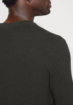 Selected Homme Slhrocks Crew Neck - Trui - Forest Night 9 Selected Homme Slhrocks Crew Neck - Trui - Forest Night -Modex Winkel 70a81e4960244f3088195a2a9c8b08d1