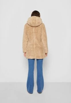 URBAN CLASSICS Winterjas - Softtaupe 8 URBAN CLASSICS Winterjas - Softtaupe -Modex Winkel 7774c66eadb04a05ade72c0d4981a667