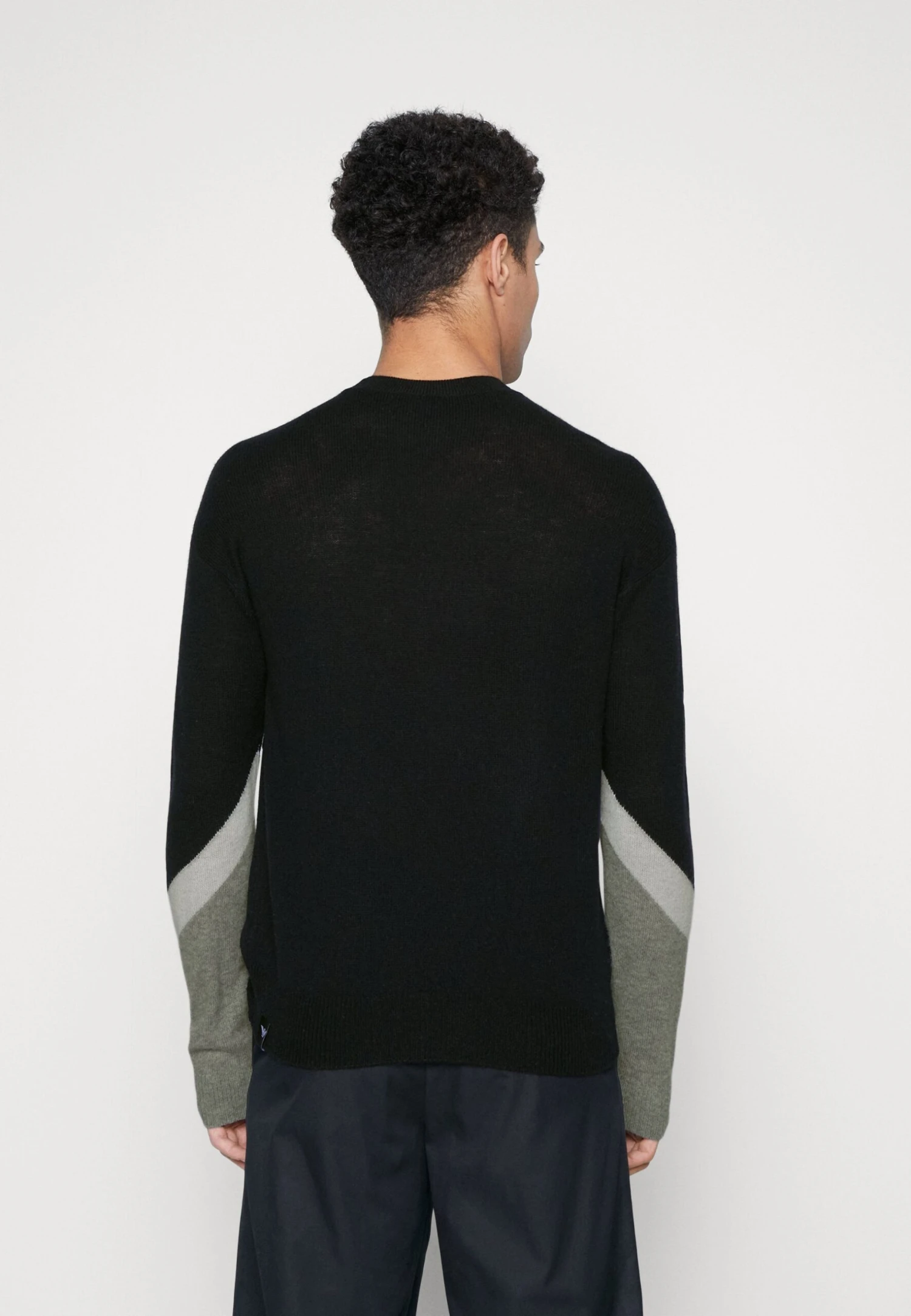 Emporio Armani Trui - Blue Navy 3 Emporio Armani Trui - Blue Navy - Afbeelding 3