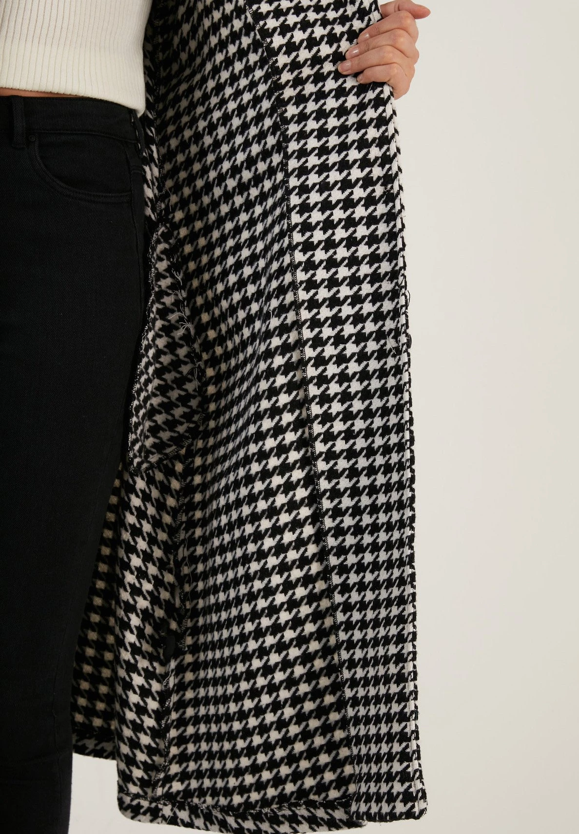 LELA Loose Fit - Trenchcoat - Black 5 LELA Loose Fit - Trenchcoat - Black - Afbeelding 5