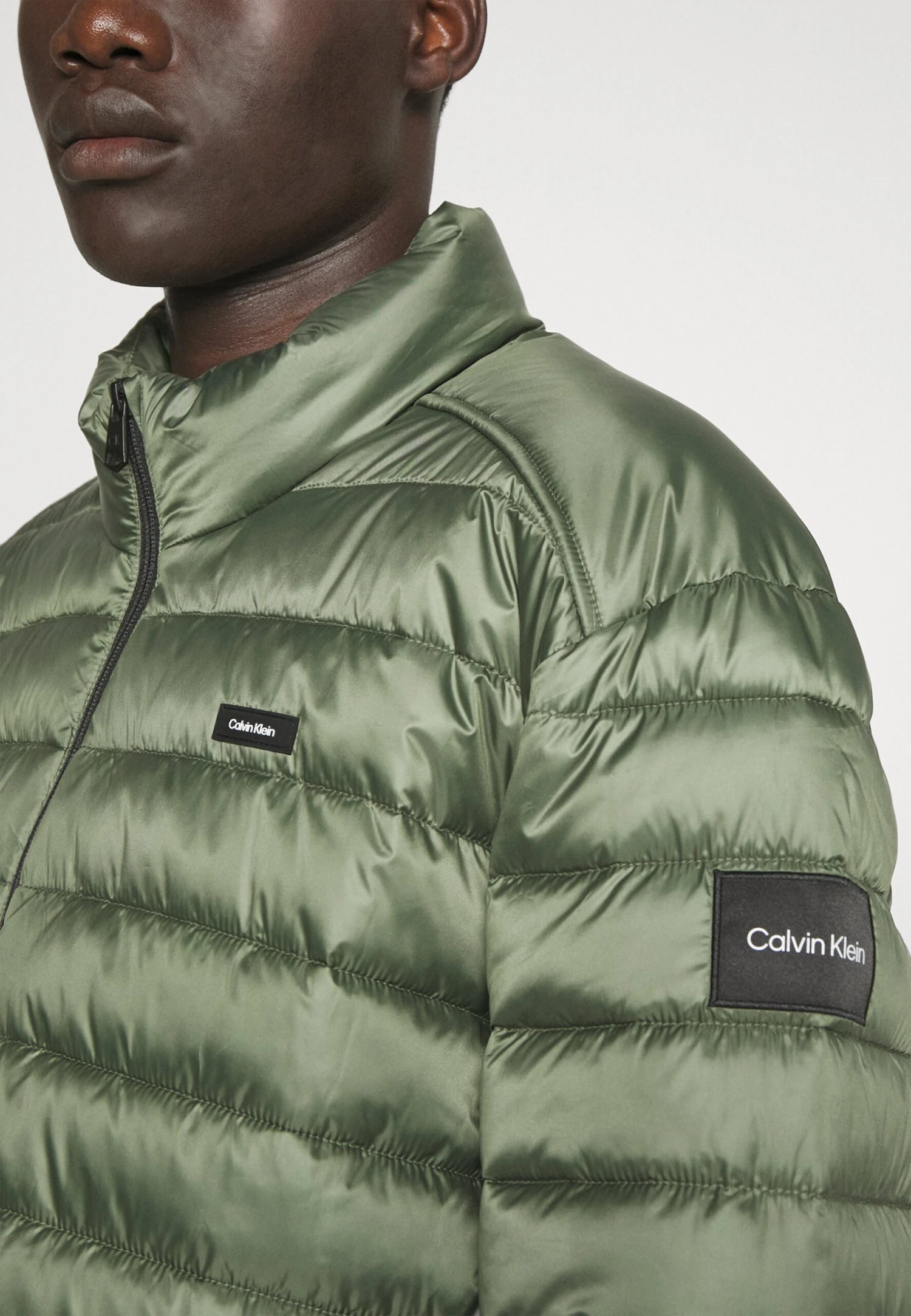 Calvin Klein Side Logo Jacket - Halflange Jas - Thyme 7 Calvin Klein Side Logo Jacket - Halflange Jas - Thyme - Afbeelding 7