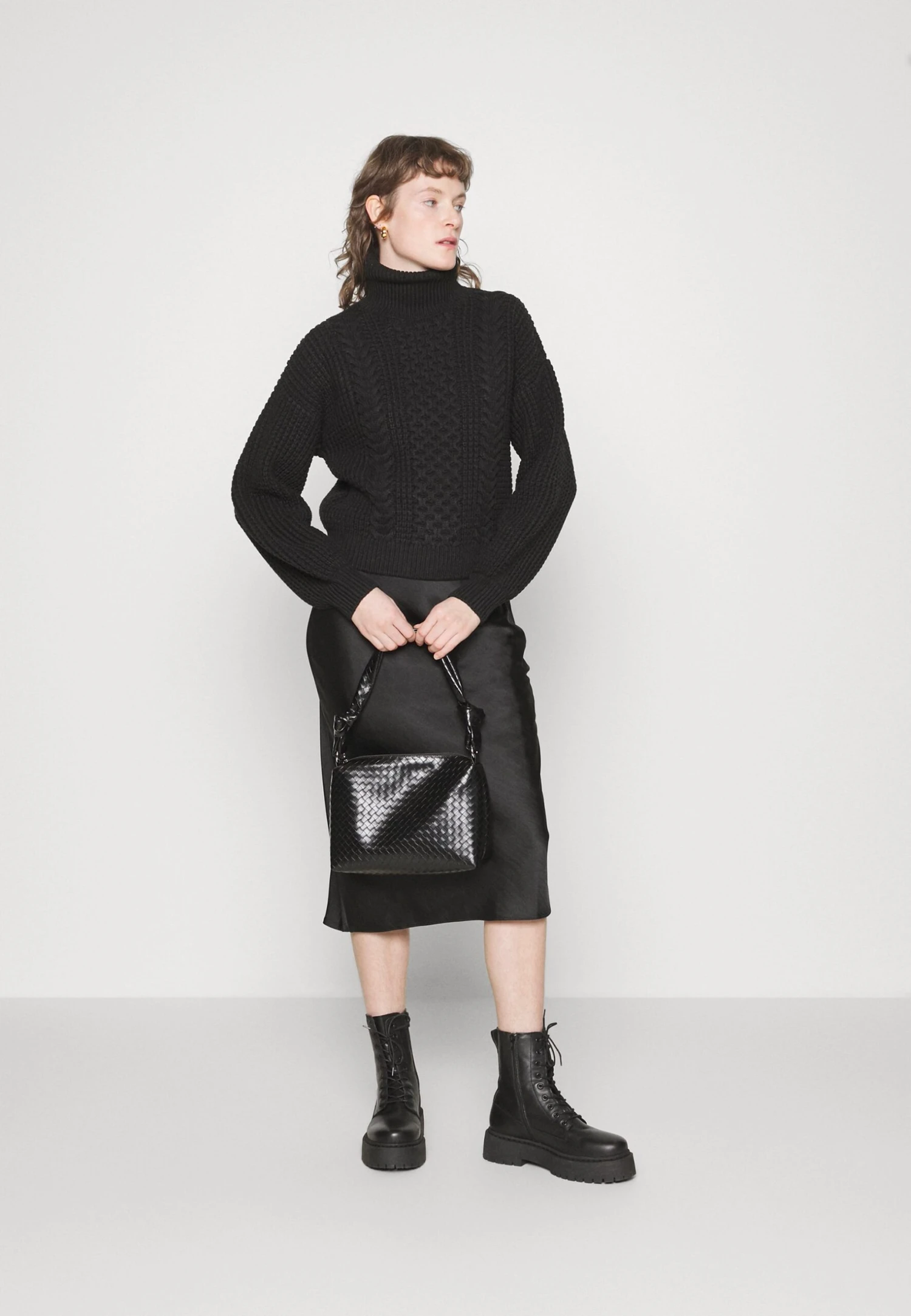 Selected Femme Slfbirtha Rollneck - Trui - Black 2 Selected Femme Slfbirtha Rollneck - Trui - Black - Afbeelding 2