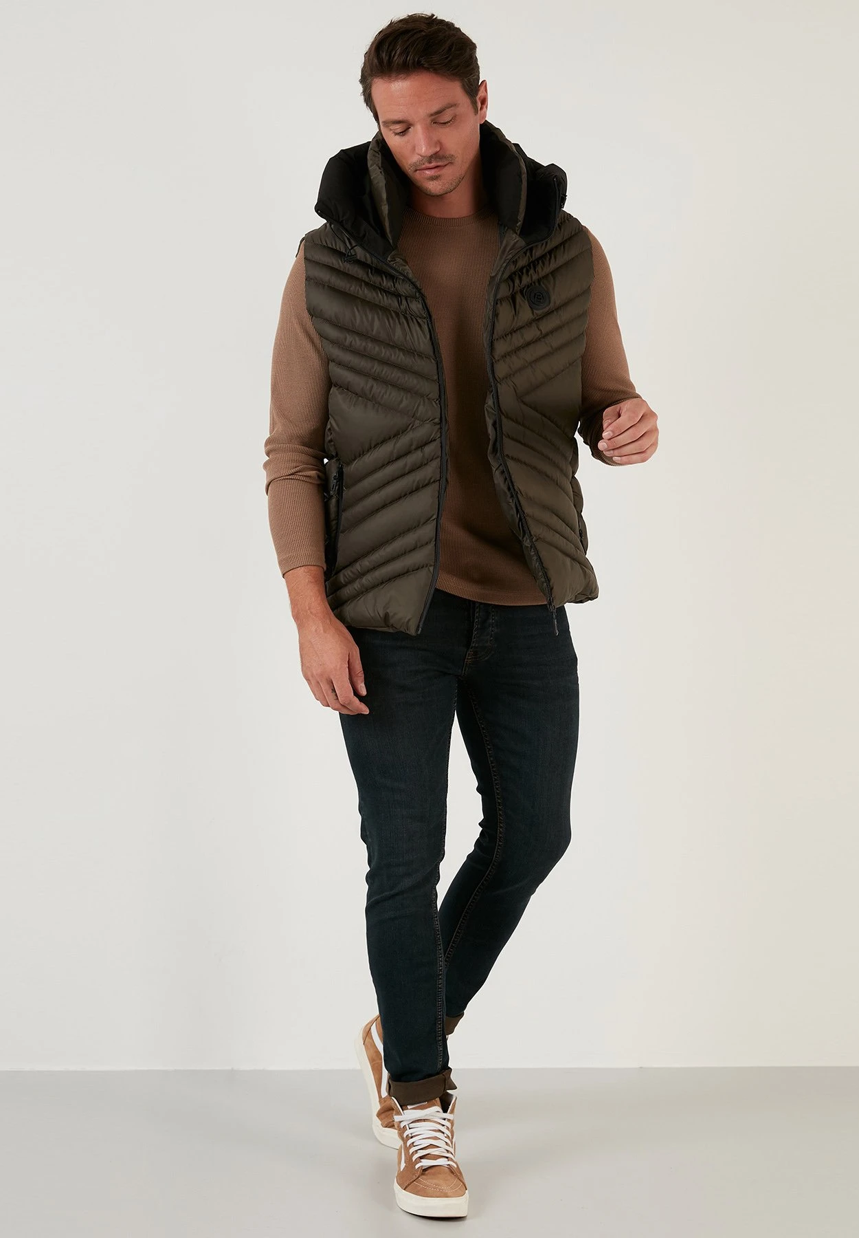 Slim Fit - Bodywarmer - Khaki 2 Slim Fit - Bodywarmer - Khaki - Afbeelding 2