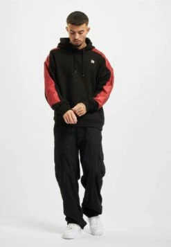 Salford- Hoodie - Black