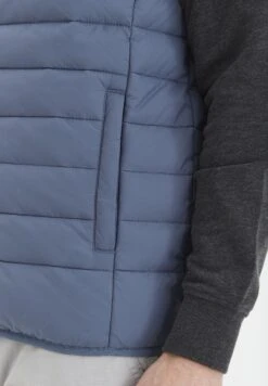 Solid Sdsörenson - Bodywarmer - China Blue -Modex Winkel 938d8561882e4d55bb8249119e93843c