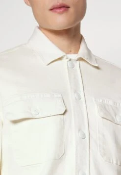 Lindbergh Overshirt - Jas - White 11 Lindbergh Overshirt - Jas - White -Modex Winkel 94a9a69011644d448c9a3a208c8b61fa