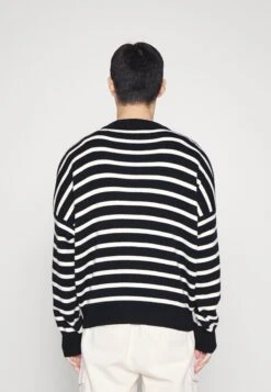 Libertine-Libertine Burn - Trui - Navy/White 7 Libertine-Libertine Burn - Trui - Navy/White -Modex Winkel 997918f2de1649f7b6642f62016ab845