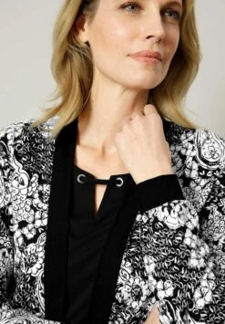 Lichte Jas - Schwarz/Weiß -Modex Winkel a4910157993d419b9cb79035d51e9b8e