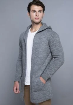 Carisma Lang Mit Kapuze Und Praktischen Seitentaschen - Vest - Grau -Modex Winkel a77f4e221ff745e285029c0d0d59e7a7