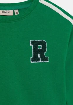 Kogselina O Neck - Sweater - First Tee -Modex Winkel a7bc98b79bd146538113f0e618cd3543