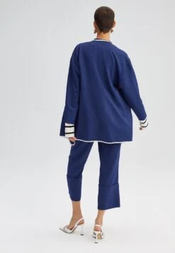 BlousilyWith Trim- Halflange Jas - Stone Blue Denim -Modex Winkel a9e81fc62ab44045a8526ccec99b69b4