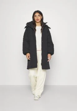 Desigual Padded Denmark - Winterjas - Black 11 Desigual Padded Denmark - Winterjas - Black -Modex Winkel b68d9a44cb7042beaeffbdfeba3b0a14