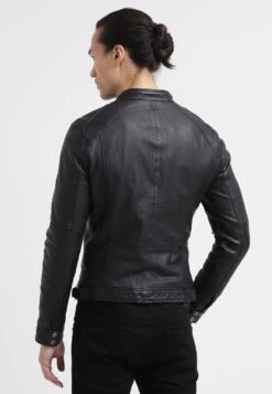 Oakwood Casey- Leren Jas - Black -Modex Winkel b7414e3da4e842159a9e94bf2fd89477