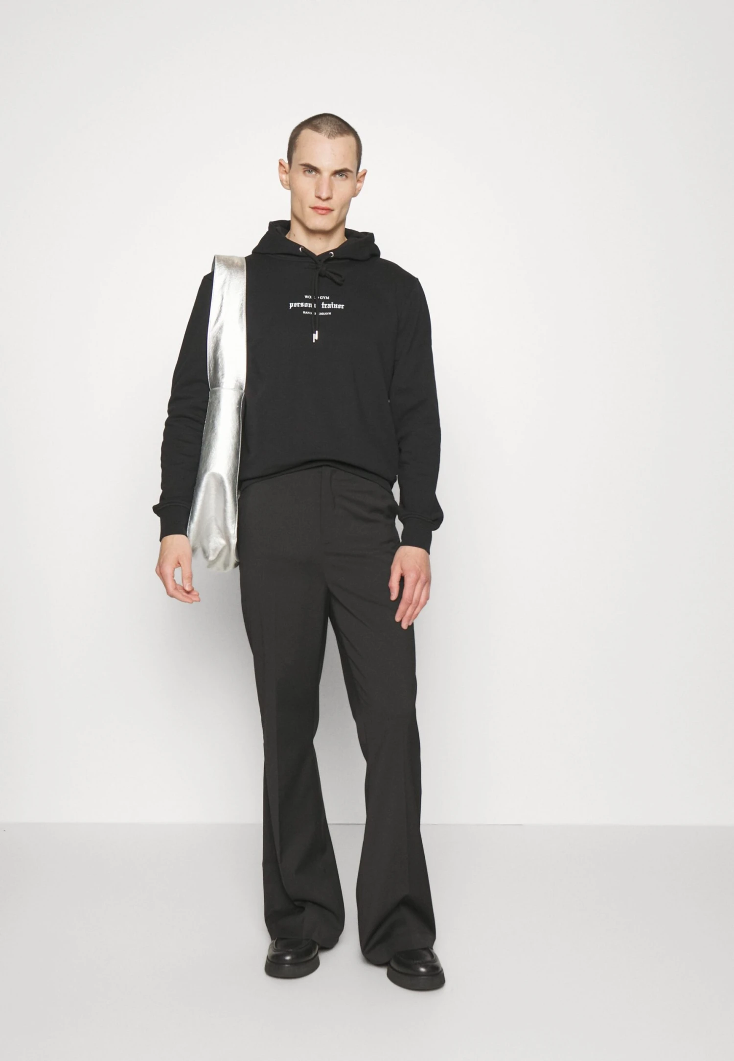 Han Kjøbenhavn Train Insane Relaxed Hoodie Unisex - Sweater - Black 2 Han Kjøbenhavn Train Insane Relaxed Hoodie Unisex - Sweater - Black - Afbeelding 2