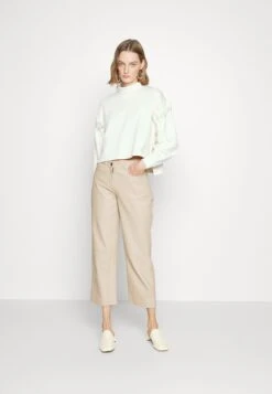 Mother Of Pearl Opal - Sweater - Off-White 11 Mother Of Pearl Opal - Sweater - Off-White -Modex Winkel b9c3d982d2f4436e929777aa2aa2d3f6